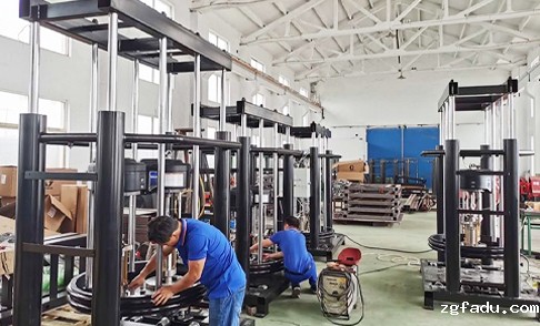 1000L打胶泵气动升降机在汽车涂装的应用