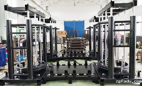 1000L四立柱打胶升降机介绍