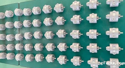 如何正确排查叶片式气动马达故障及保养？