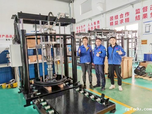 雷竞技newbee官网赞助商1000L四立柱打胶升降机--助力奥迪汽车项目