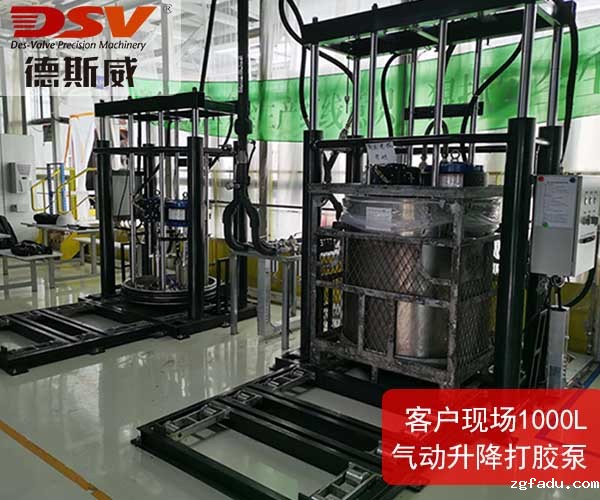 1000L四立柱打胶升降机