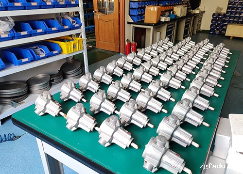 DAM4-T活塞式气动马达(基本款)