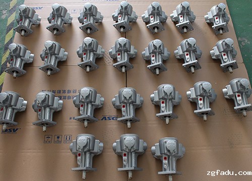 活塞式气动马达DAM7-IEC