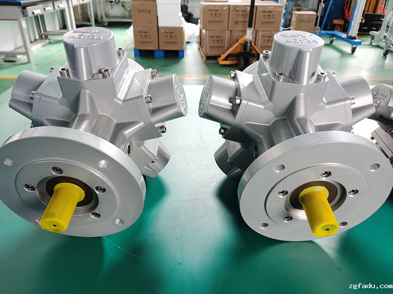 DAM8-IEC大功率活塞式气动马达