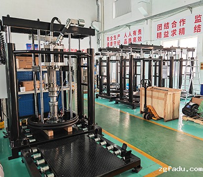 1000L四立柱打胶升降机